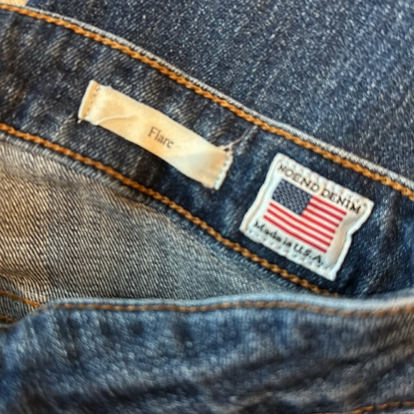 Women's premium NoEnd Blue Jeans, high rise flare - Picture 4 of 15